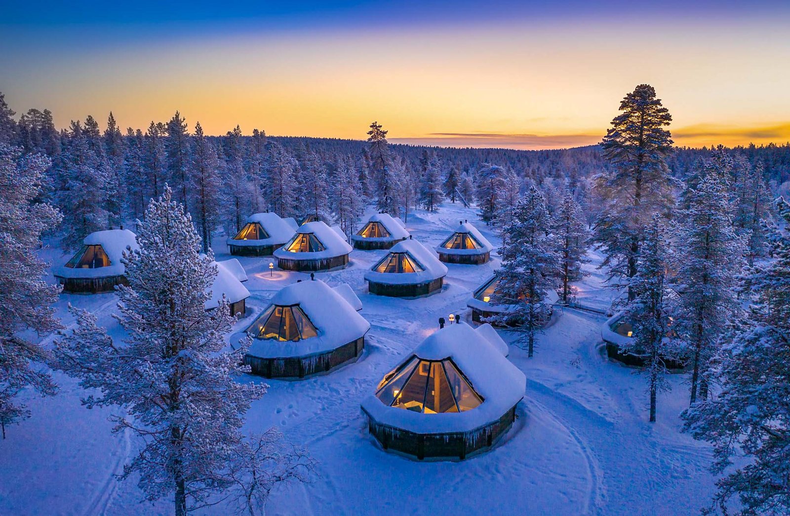 Glass Igloo Stay